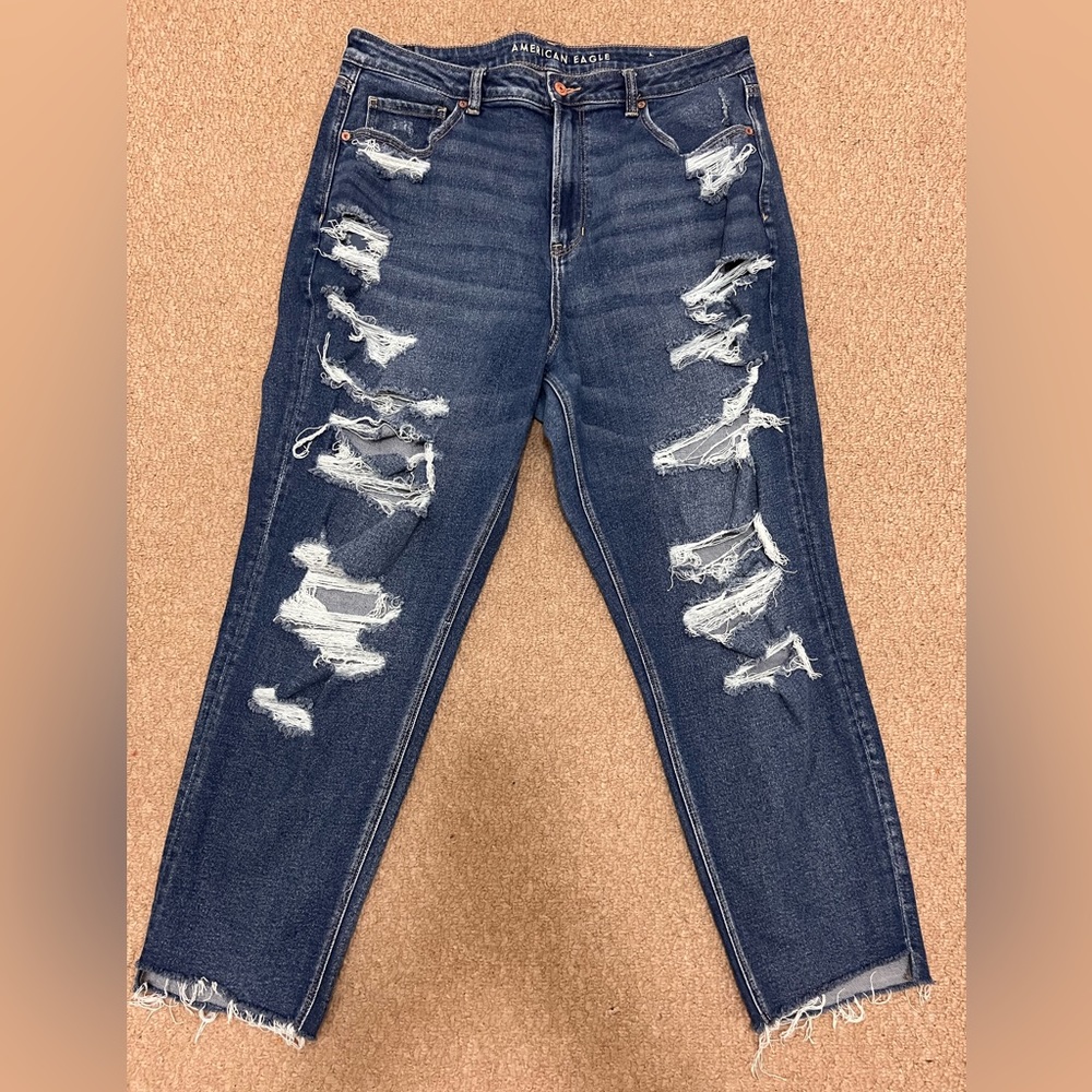 American Eagle high waisted distressed jeans Size 18 regular
